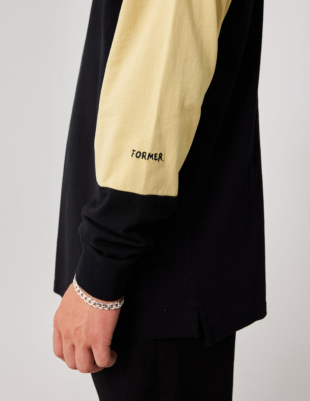 REYNOLDS RUGBY | AGED BLACK
