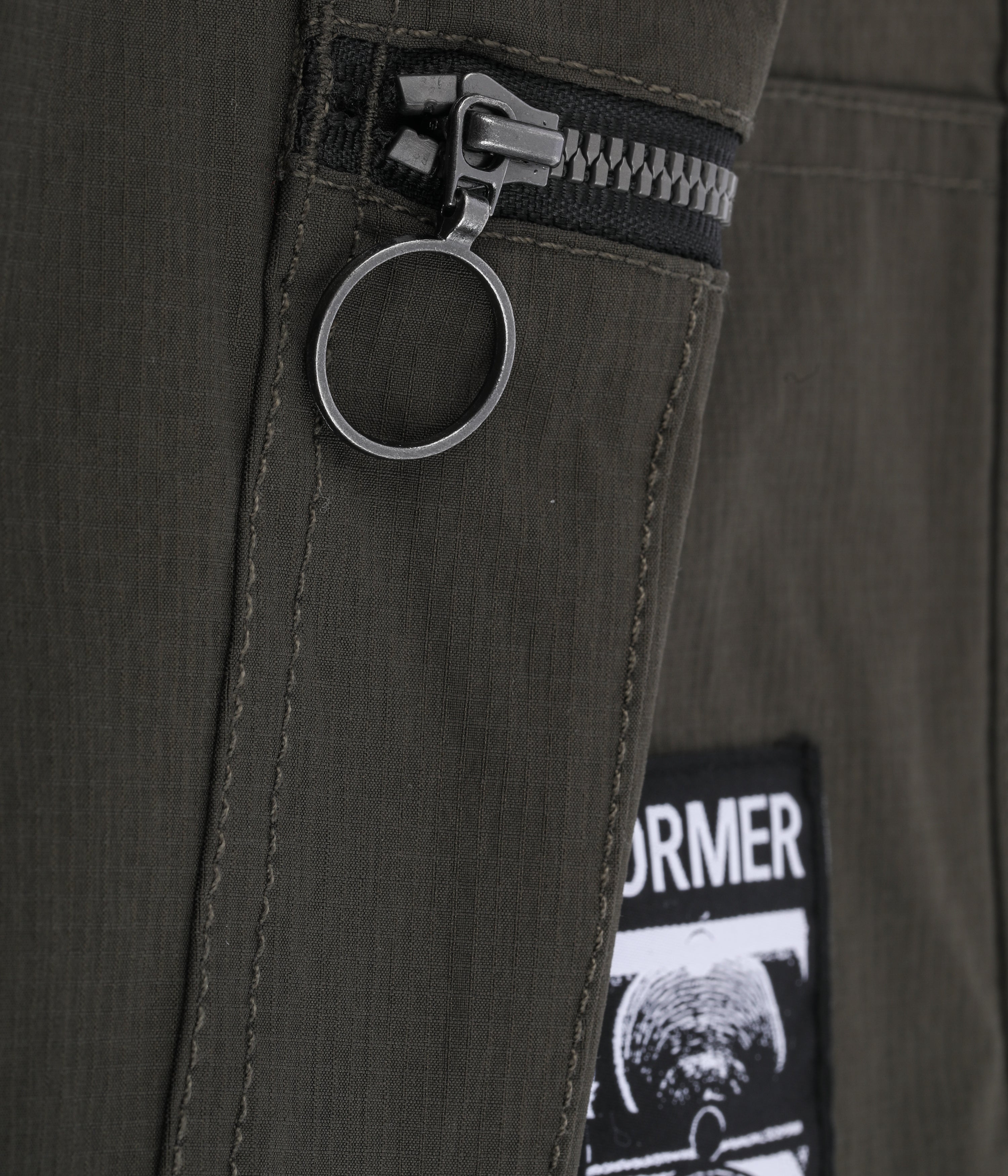 DANE 2.0 TRUNK // ARMY – FORMER MERCHANDISE | JAPAN OFFICIAL SITE